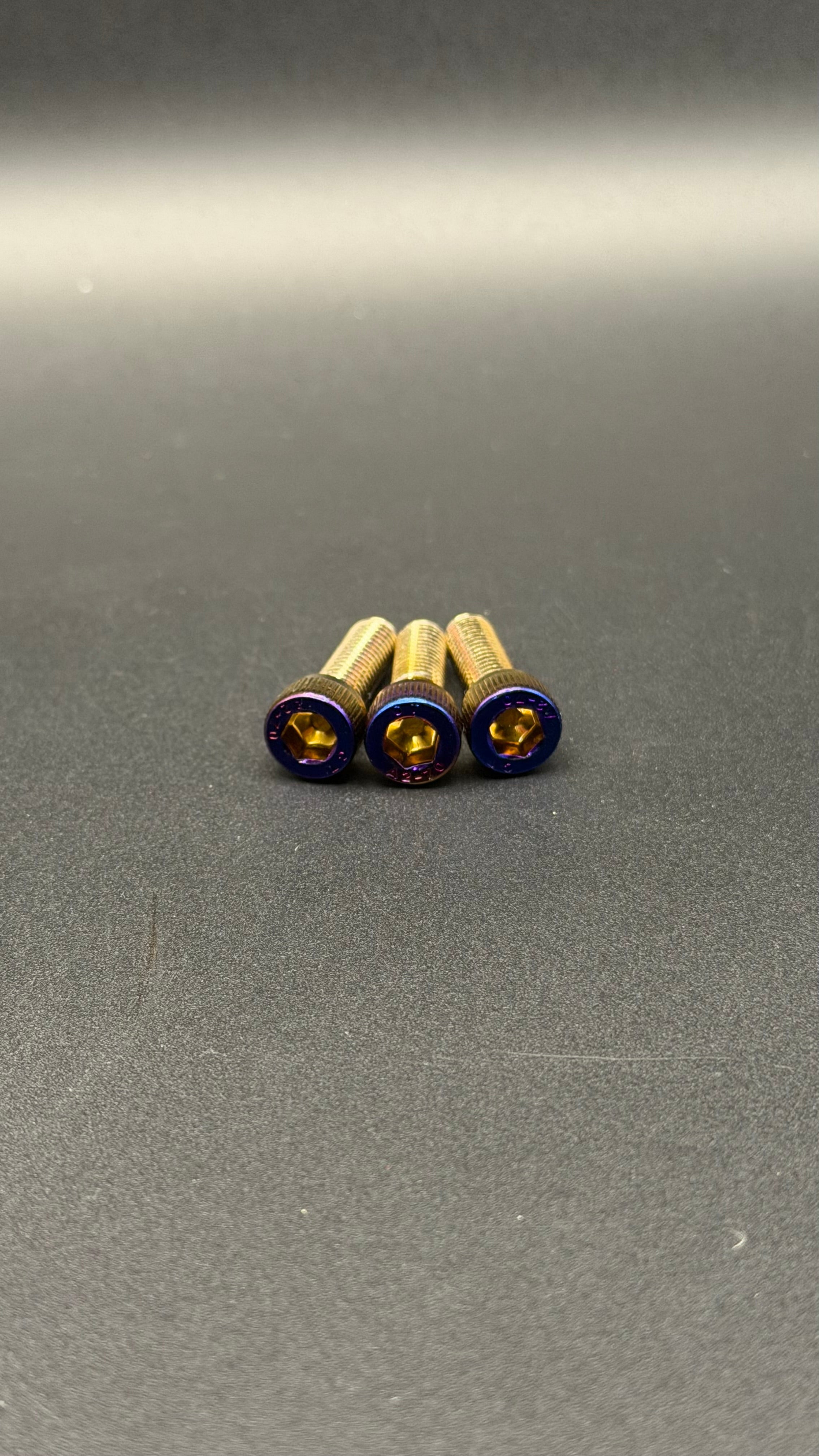 Razor Titanium Motor Bolt