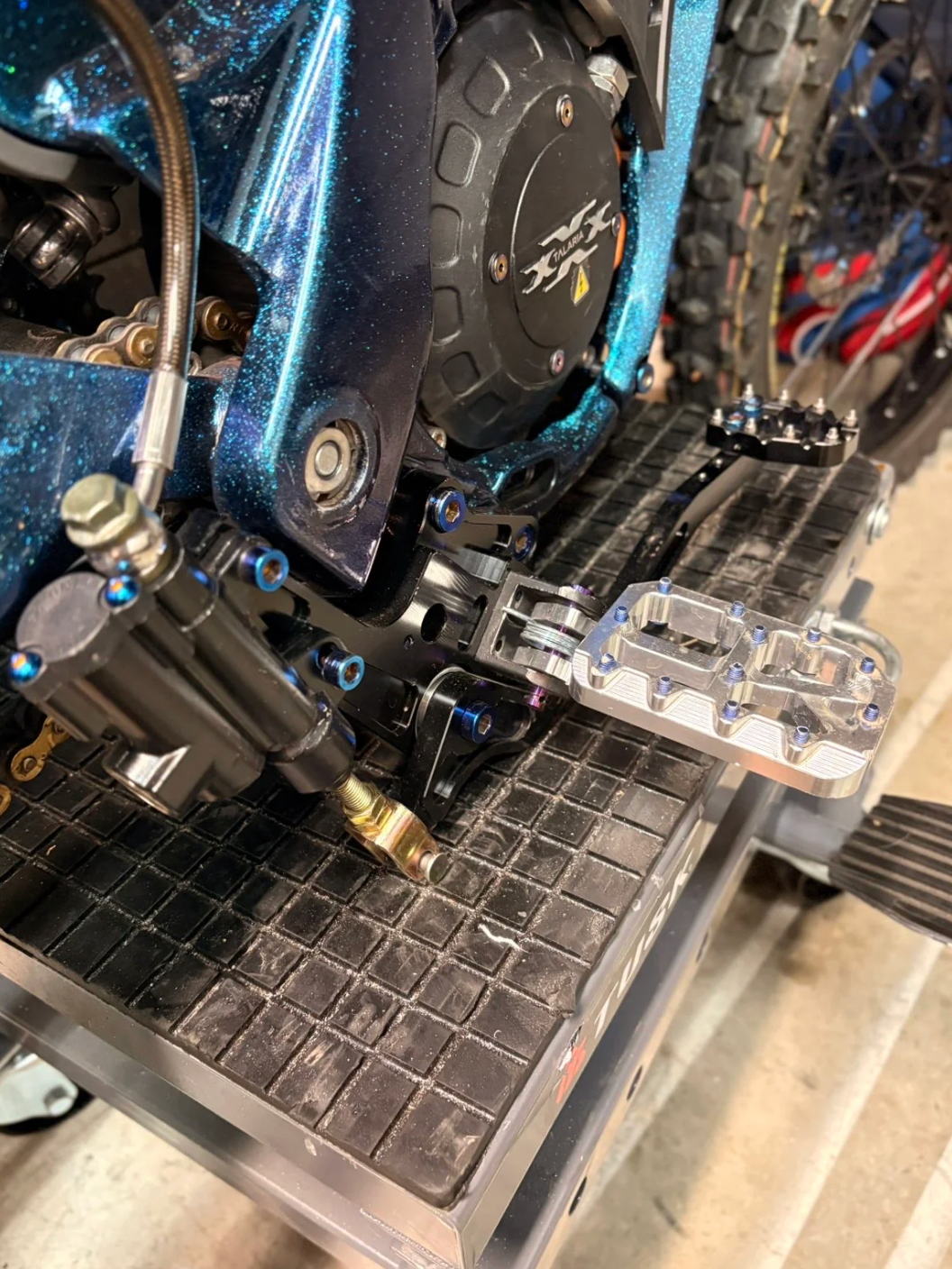 foot brake ti kit(lbx/eride,ultra,talaria)